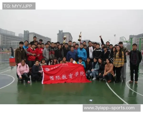 文班幽默回应比赛赞扬纯粹体育精神与道德风尚